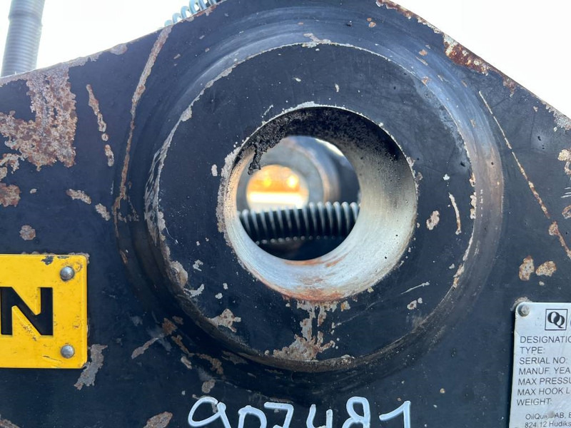 Ātrā sakabe - Celtniecības tehnika OilQuick OQ65 - M314F / M316F / M318F: foto 9 Ātrā sakabe - Celtniecības tehnika OilQuick OQ65 - M314F / M316F / M318F: foto 9