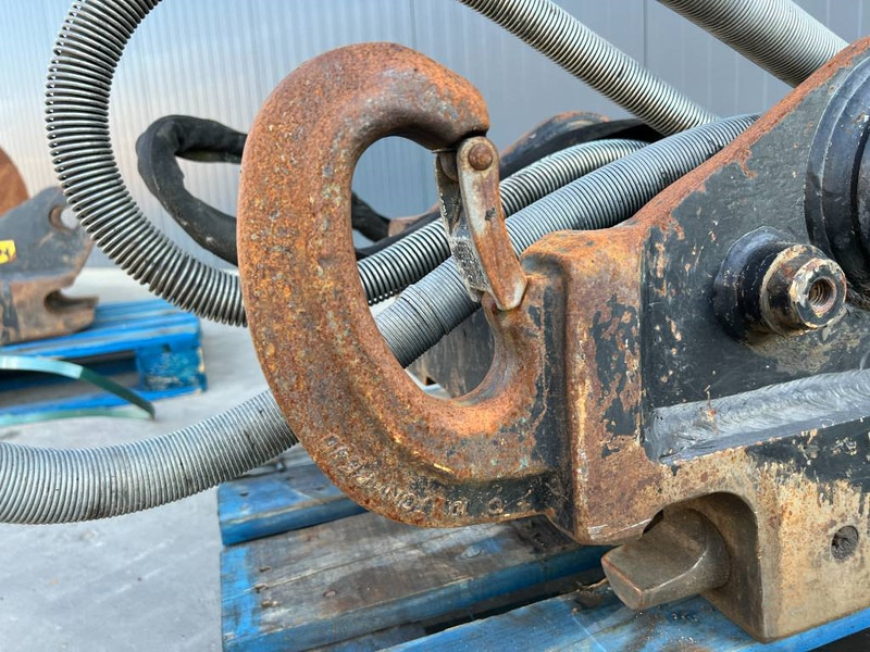 Ātrā sakabe - Celtniecības tehnika OilQuick OQ65 - M314F / M316F / M318F: foto 8