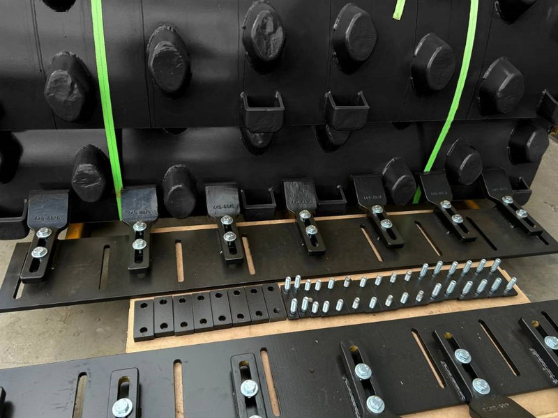 Dynapac CA302 - Papildaprīkojums - Celtniecības tehnika: foto 4 Dynapac CA302 - Papildaprīkojums - Celtniecības tehnika: foto 4