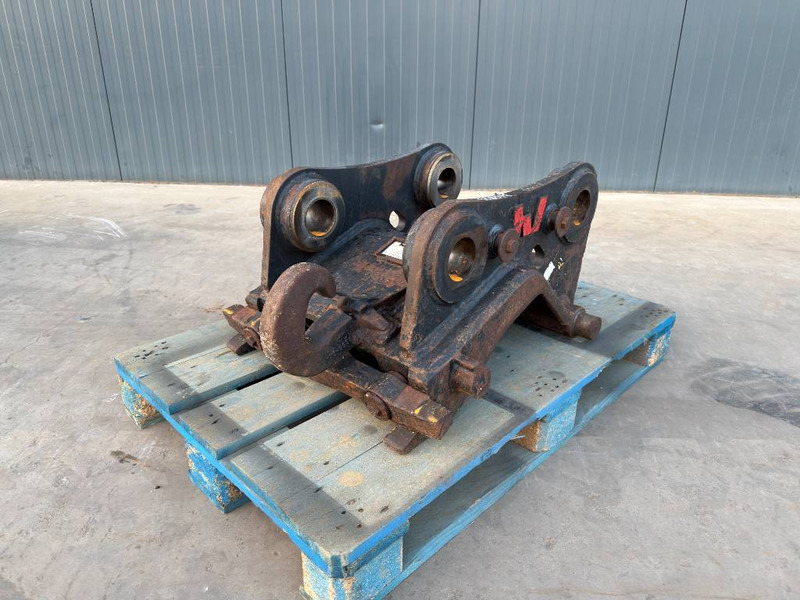 Verachtert CW40 - 323D - Ātrā sakabe - Celtniecības tehnika: foto 1 Verachtert CW40 - 323D - Ātrā sakabe - Celtniecības tehnika: foto 1