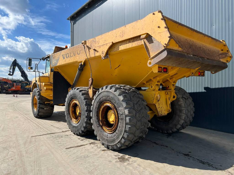 Volvo A30E - Artikulētias pašizgāzējs: foto 2 Volvo A30E - Artikulētias pašizgāzējs: foto 2
