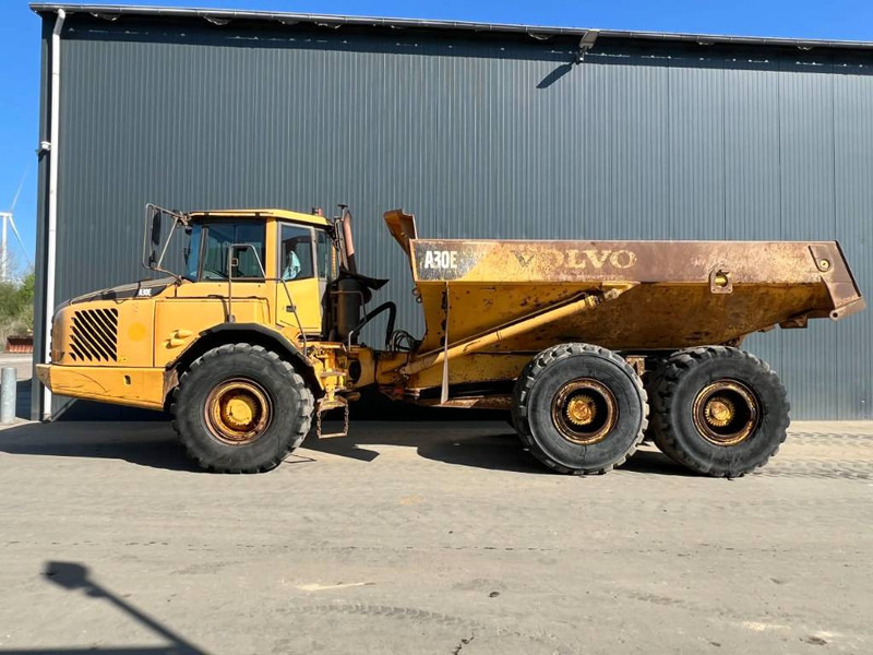 Volvo A30E - Artikulētias pašizgāzējs: foto 5 Volvo A30E - Artikulētias pašizgāzējs: foto 5