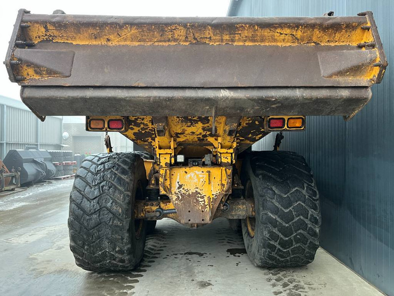 Volvo A30F - Artikulētias pašizgāzējs: foto 4 Volvo A30F - Artikulētias pašizgāzējs: foto 4