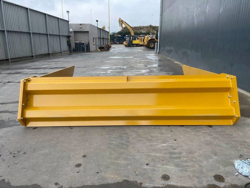 Jaunā Kravas lifts - Celtniecības tehnika Volvo A35G: foto 11