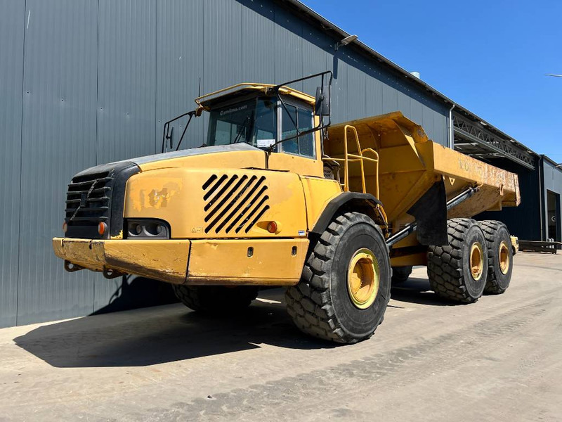 Volvo A40D - Artikulētias pašizgāzējs: foto 1 Volvo A40D - Artikulētias pašizgāzējs: foto 1