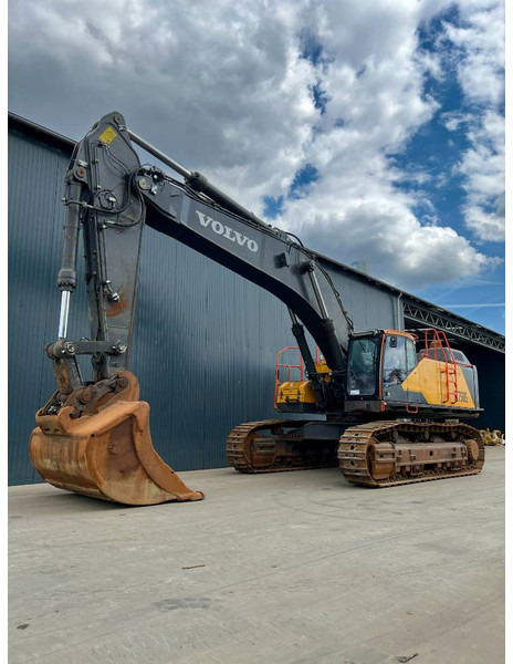 Volvo EC750E L - Kāpurķēžu ekskavators: foto 1 Volvo EC750E L - Kāpurķēžu ekskavators: foto 1