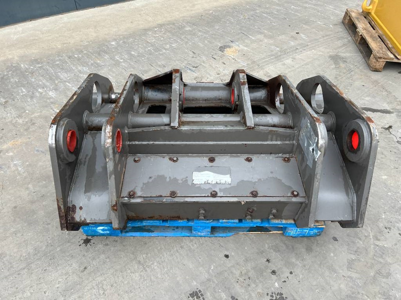 Volvo ISO / Lundberg L150 / L180 Demo - Ātrā sakabe - Celtniecības tehnika: foto 4 Volvo ISO / Lundberg L150 / L180 Demo - Ātrā sakabe - Celtniecības tehnika: foto 4