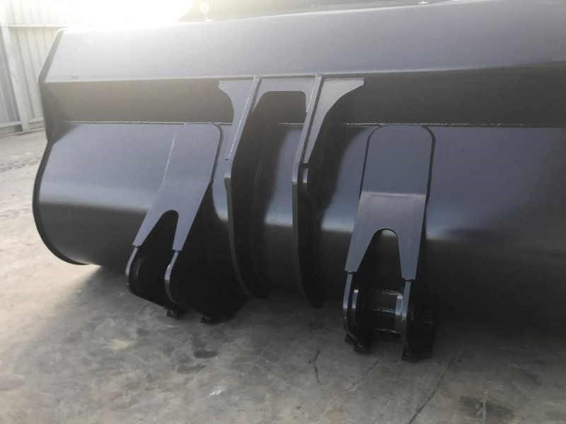 Volvo L180E - Kauss - Celtniecības tehnika: foto 4 Volvo L180E - Kauss - Celtniecības tehnika: foto 4