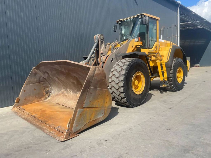 Volvo L180G - Riteņu iekrāvējs: foto 1 Volvo L180G - Riteņu iekrāvējs: foto 1