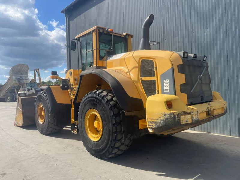 Volvo L180G - Riteņu iekrāvējs: foto 2 Volvo L180G - Riteņu iekrāvējs: foto 2