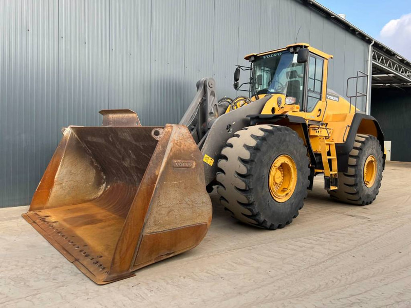 Volvo L220H - Riteņu iekrāvējs: foto 1 Volvo L220H - Riteņu iekrāvējs: foto 1