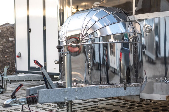 Airstream Catering Trailer | IN STOCK - Tirdzniecības piekabe: foto 2 Airstream Catering Trailer | IN STOCK - Tirdzniecības piekabe: foto 2
