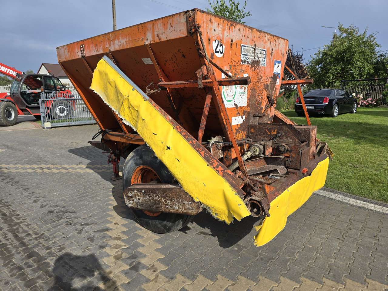 AMOS AGMT 5 ton - Minerālmēslu izkliedētājs: foto 5 AMOS AGMT 5 ton - Minerālmēslu izkliedētājs: foto 5