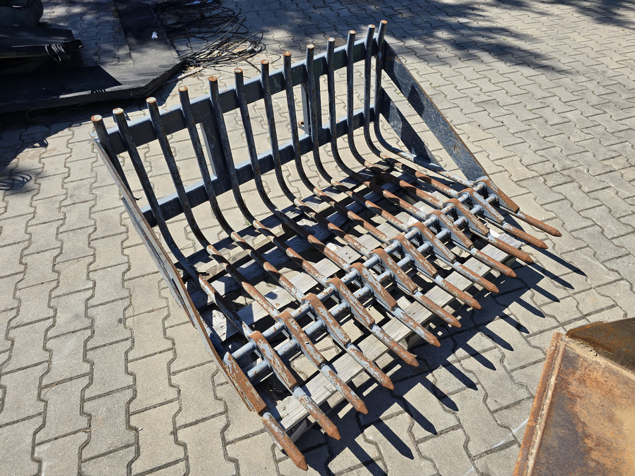 AVANT 423 - Kompaktiekrāvējs: foto 4 AVANT 423 - Kompaktiekrāvējs: foto 4