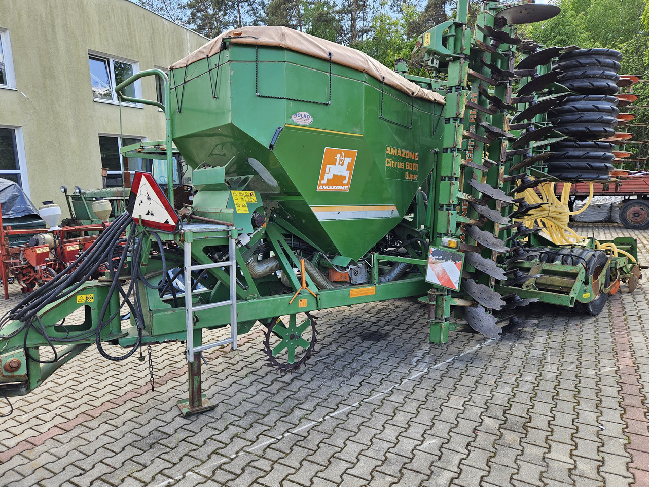 Amazone Cirrus 6001 Super - Kombinētā sējmašīna: foto 2 Amazone Cirrus 6001 Super - Kombinētā sējmašīna: foto 2