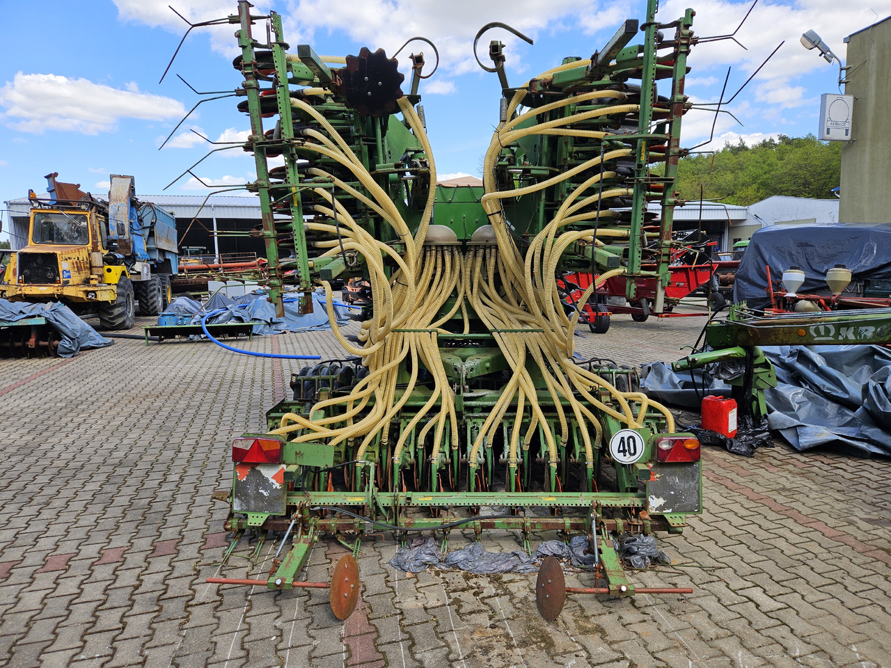 Amazone Cirrus 6001 Super - Kombinētā sējmašīna: foto 4 Amazone Cirrus 6001 Super - Kombinētā sējmašīna: foto 4