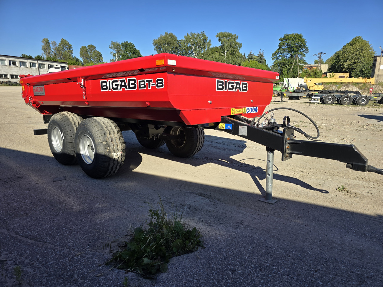 BIGAB BT-8 HARDOX - Lauksaimniecības piekabe-pašizgāzējs: foto 2 BIGAB BT-8 HARDOX - Lauksaimniecības piekabe-pašizgāzējs: foto 2