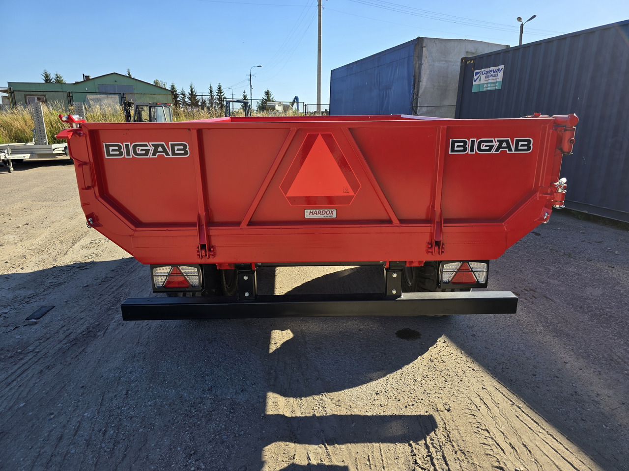 BIGAB BT-8 HARDOX - Lauksaimniecības piekabe-pašizgāzējs: foto 5 BIGAB BT-8 HARDOX - Lauksaimniecības piekabe-pašizgāzējs: foto 5