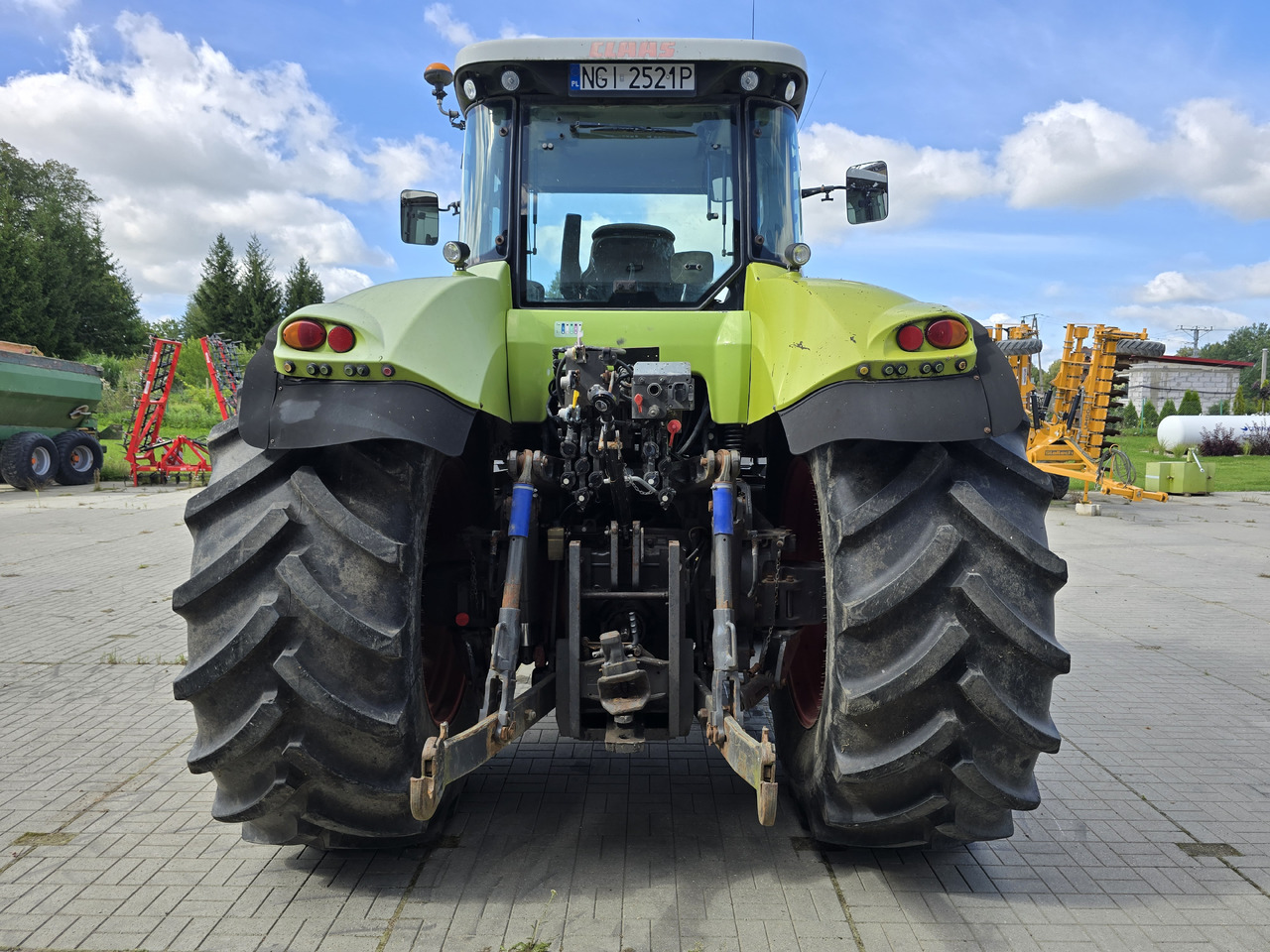 CLAAS AXION 850 - Traktors: foto 5 CLAAS AXION 850 - Traktors: foto 5