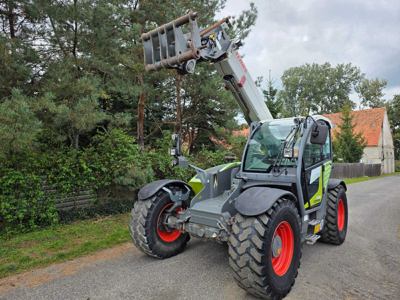 Claas Scorpion 7044 - Teleskopiskais iekrāvējs: foto 5 Claas Scorpion 7044 - Teleskopiskais iekrāvējs: foto 5