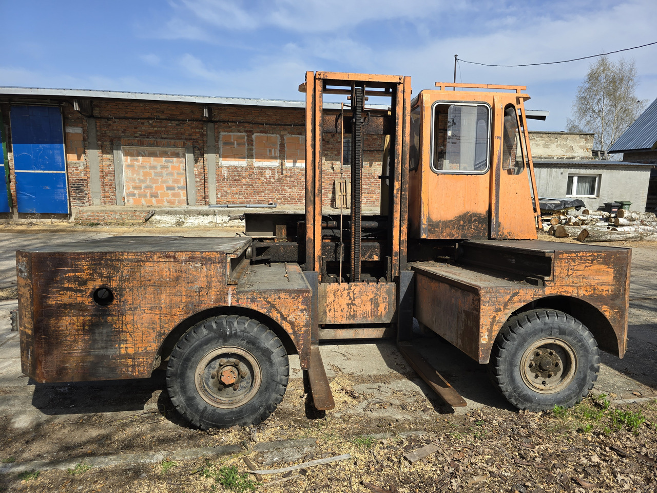 IRION DFQ 40/12/40 S - Sānu autokrāvējs: foto 1 IRION DFQ 40/12/40 S - Sānu autokrāvējs: foto 1