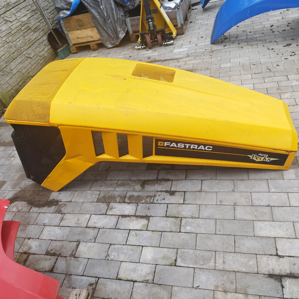 JCB Fastrac - Aerodinamika/ Spoileris - Lauksaimniecības tehnika: foto 2 JCB Fastrac - Aerodinamika/ Spoileris - Lauksaimniecības tehnika: foto 2