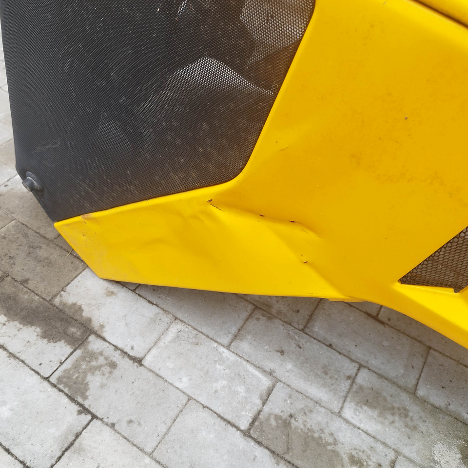 JCB Fastrac - Aerodinamika/ Spoileris - Lauksaimniecības tehnika: foto 5 JCB Fastrac - Aerodinamika/ Spoileris - Lauksaimniecības tehnika: foto 5