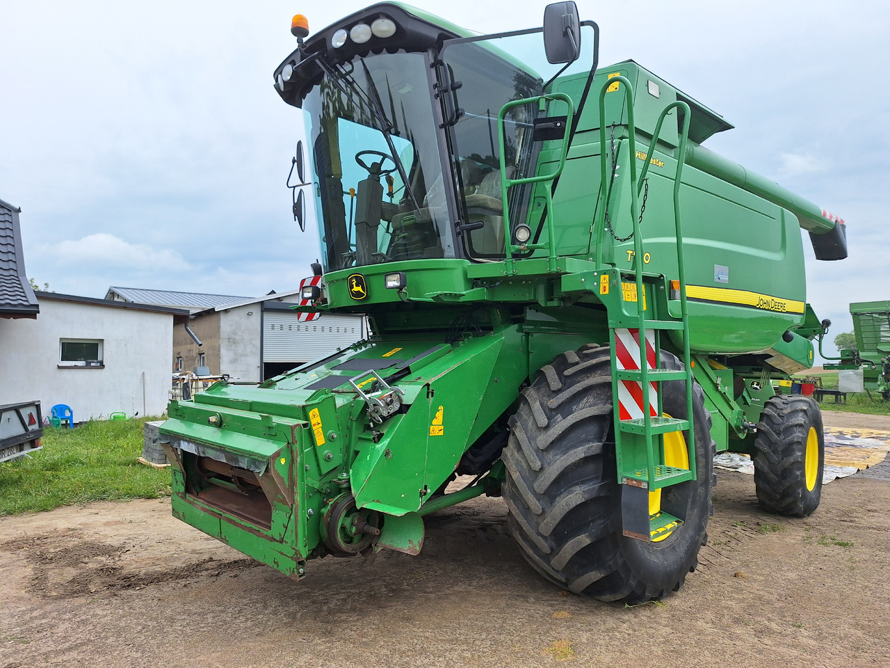 John Deere T550 - Labības kombains: foto 2 John Deere T550 - Labības kombains: foto 2