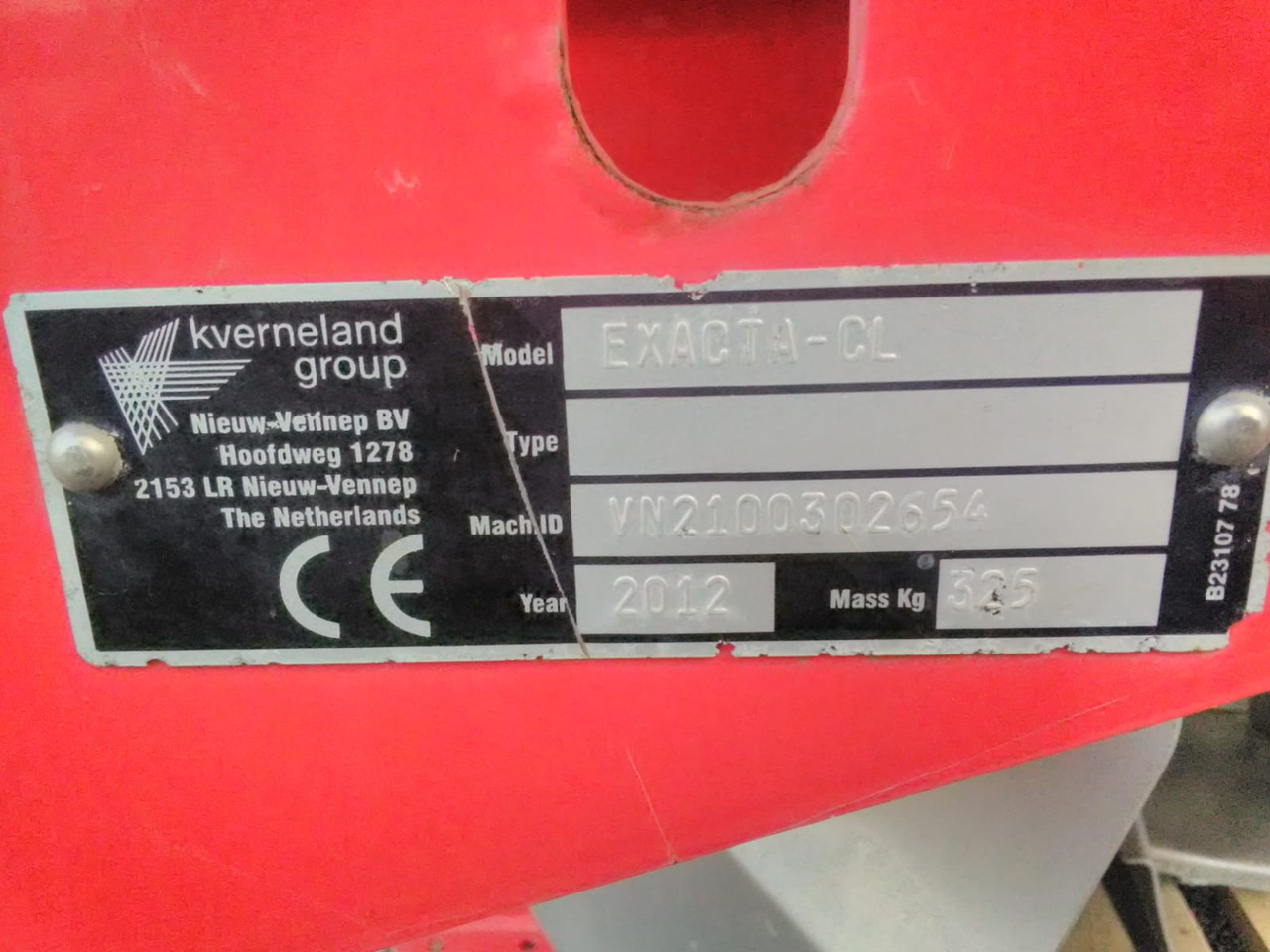 Minerālmēslu izkliedētājs KVERNELAND EXACTA – CL: foto 6