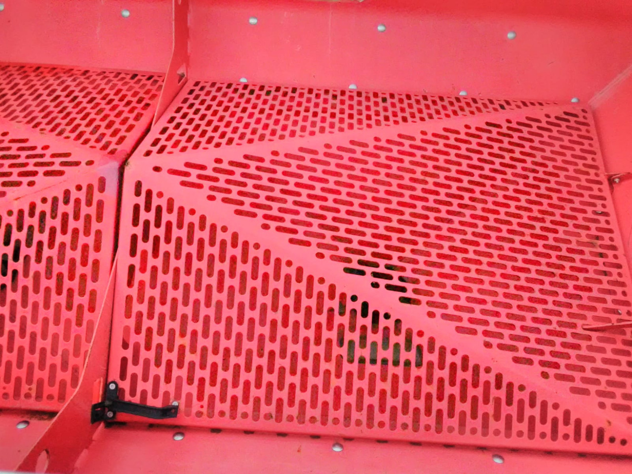 KVERNELAND EXACTA – TL - Minerālmēslu izkliedētājs: foto 4 KVERNELAND EXACTA – TL - Minerālmēslu izkliedētājs: foto 4