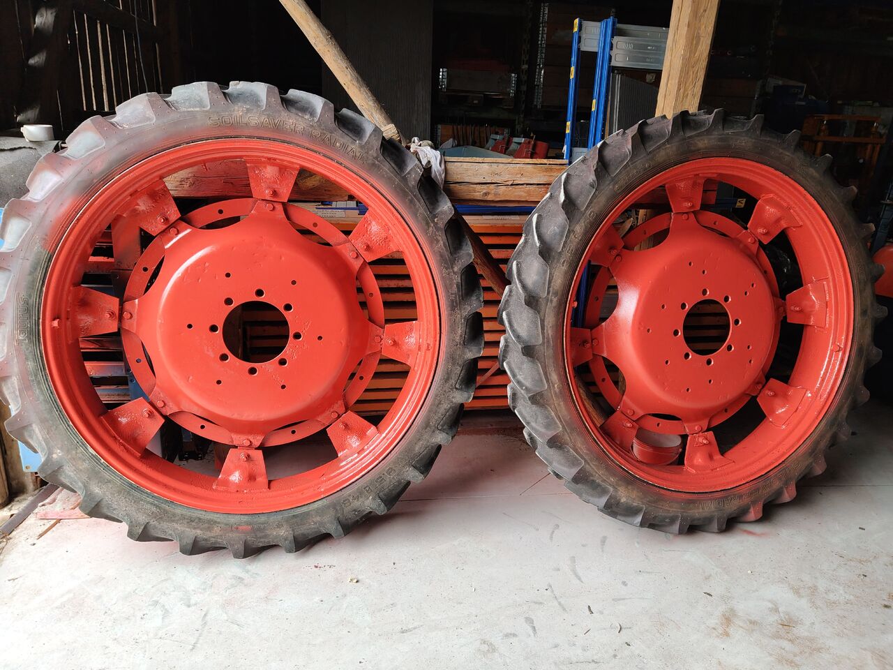 Kleber, Taurus 11.2 R32 (270/95 R32), 9.5 R48 - Ritenis - Lauksaimniecības tehnika: foto 2 Kleber, Taurus 11.2 R32 (270/95 R32), 9.5 R48 - Ritenis - Lauksaimniecības tehnika: foto 2