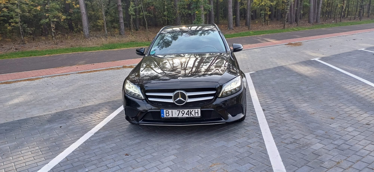 MERCEDES-BENZ C 200 D (W205) - Vieglā automašīna: foto 2 MERCEDES-BENZ C 200 D (W205) - Vieglā automašīna: foto 2