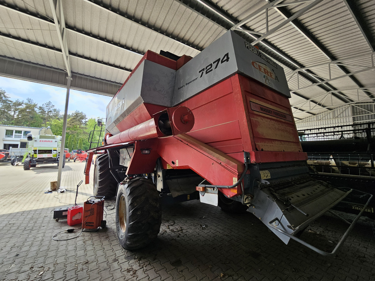 Massey Ferguson Cerea - Labības kombains: foto 4 Massey Ferguson Cerea - Labības kombains: foto 4