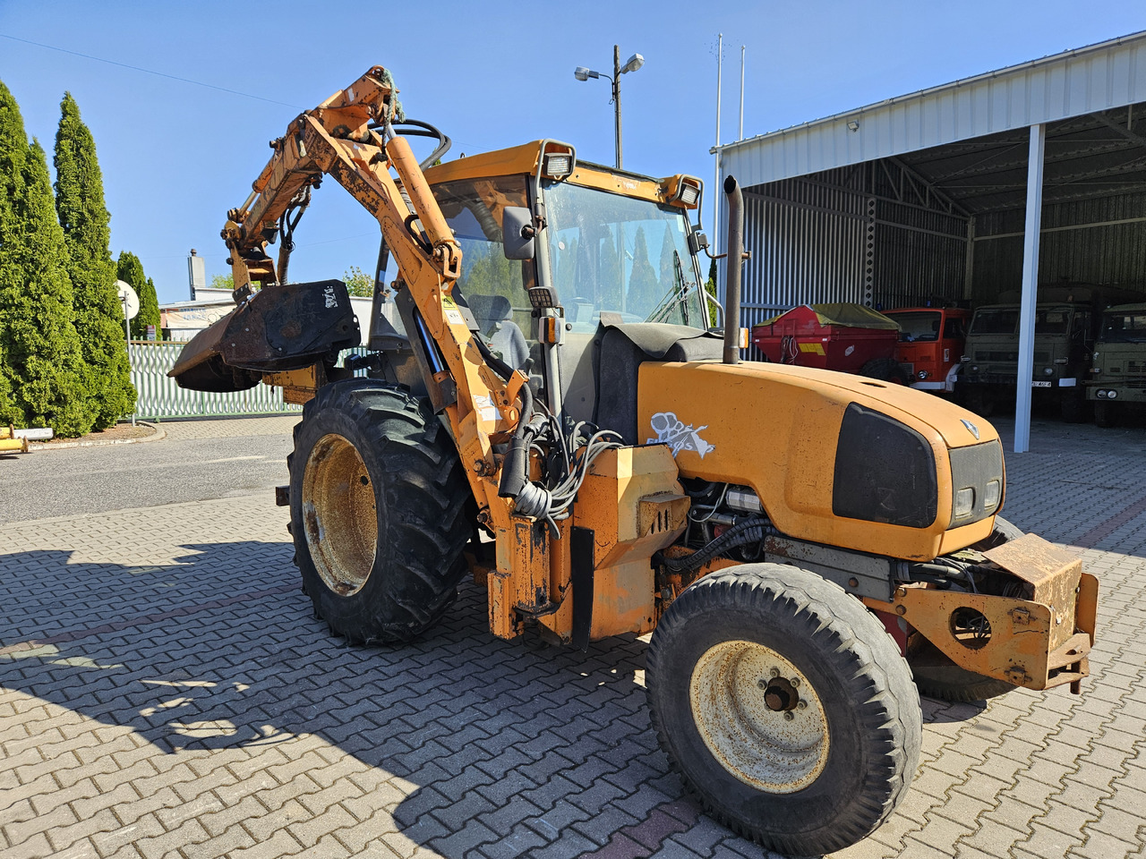 Renault Egros - Zāles pļāvējs: foto 2 Renault Egros - Zāles pļāvējs: foto 2