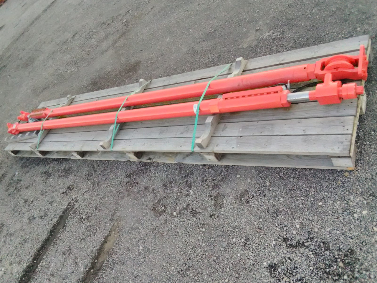 SANDVIK BG01194489 - Hidrauliskais cilindrs - Urbšanas mašīna: foto 1 SANDVIK BG01194489 - Hidrauliskais cilindrs - Urbšanas mašīna: foto 1