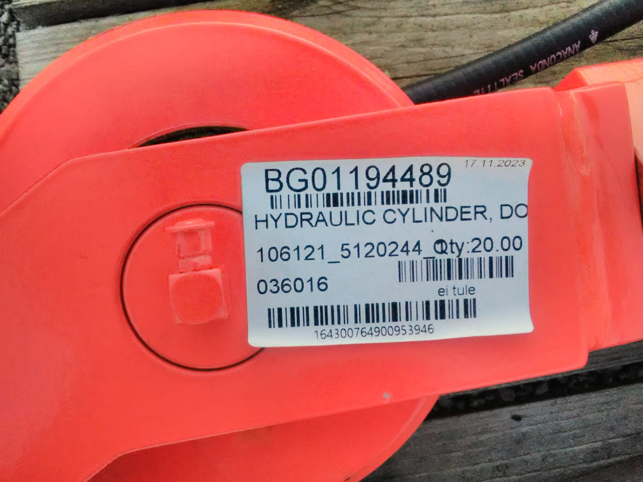 SANDVIK BG01194489 - Hidrauliskais cilindrs - Urbšanas mašīna: foto 3 SANDVIK BG01194489 - Hidrauliskais cilindrs - Urbšanas mašīna: foto 3