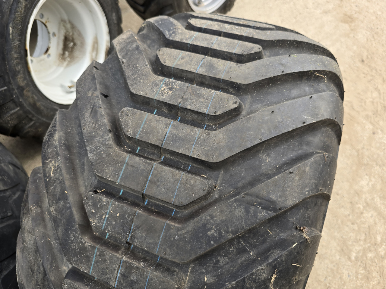 STARCO 480/45-17 - Ritenis - Lauksaimniecības tehnika: foto 4 STARCO 480/45-17 - Ritenis - Lauksaimniecības tehnika: foto 4