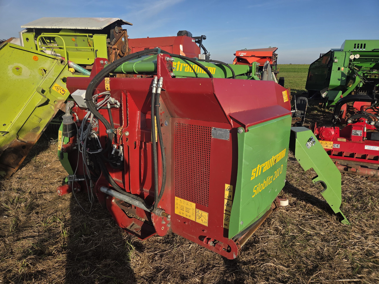 STRAUTMANN Siloblitz 201 D - Lopbarības kombains: foto 2 STRAUTMANN Siloblitz 201 D - Lopbarības kombains: foto 2