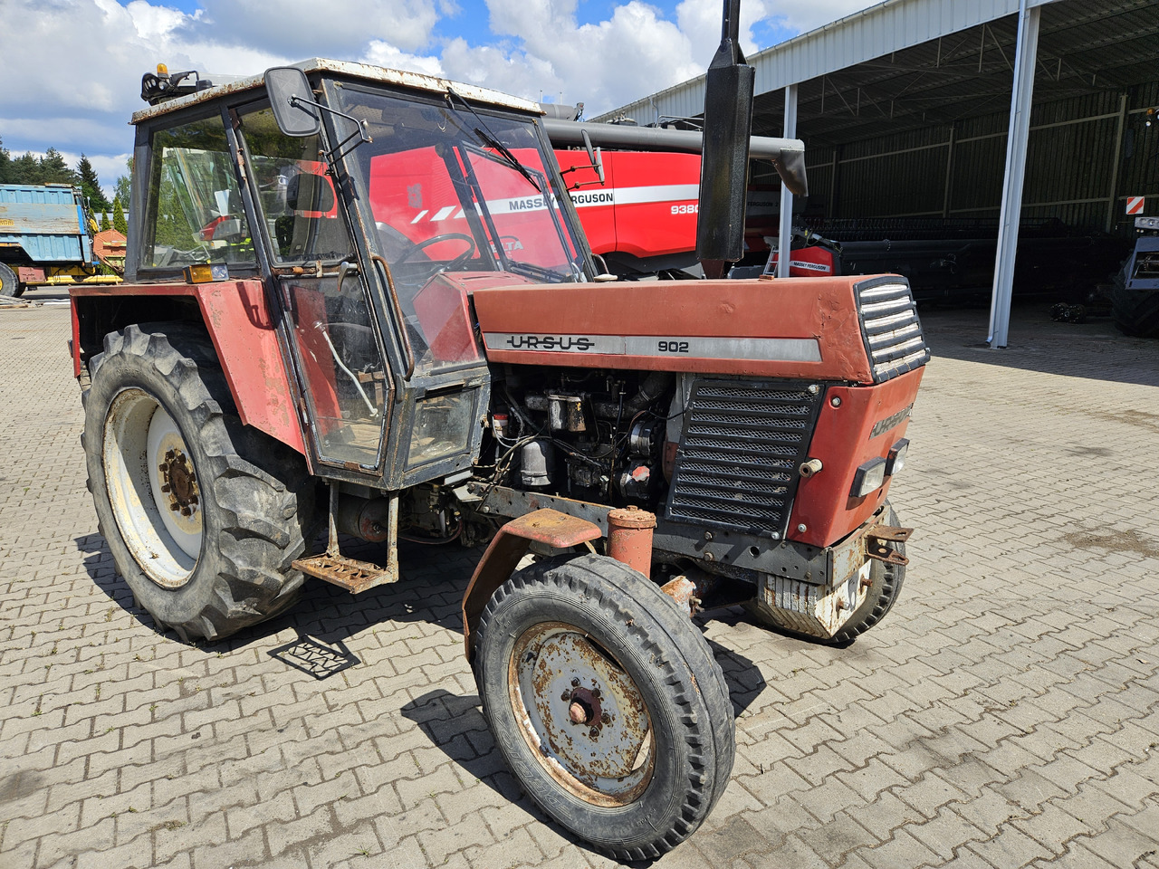 Ursus C-385 - Traktors: foto 1 Ursus C-385 - Traktors: foto 1