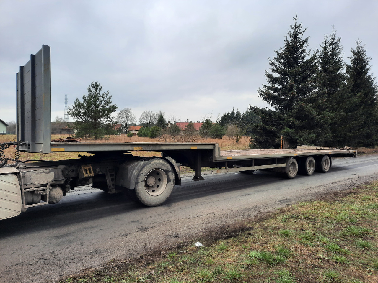 Fruehauf CNPTA3 - Puspiekabe zema profila platforma: foto 2 Fruehauf CNPTA3 - Puspiekabe zema profila platforma: foto 2