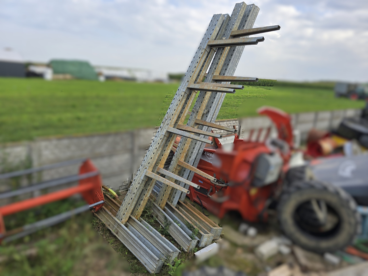 Inna regał wolnostojący duży - Celtniecības maisītājs: foto 1 Inna regał wolnostojący duży - Celtniecības maisītājs: foto 1