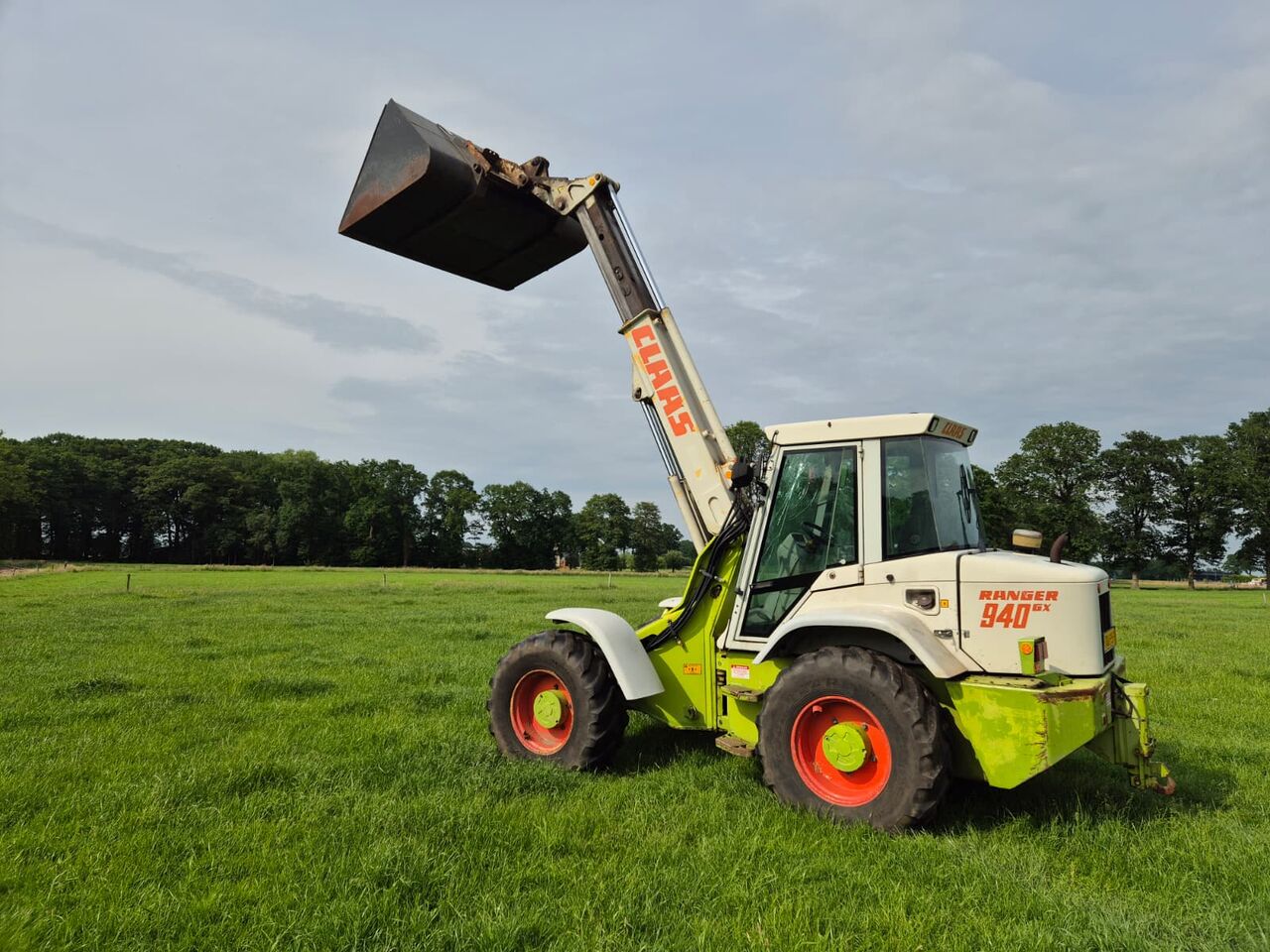 Claas Ranger 940 RX - Riteņu iekrāvējs: foto 4 Claas Ranger 940 RX - Riteņu iekrāvējs: foto 4