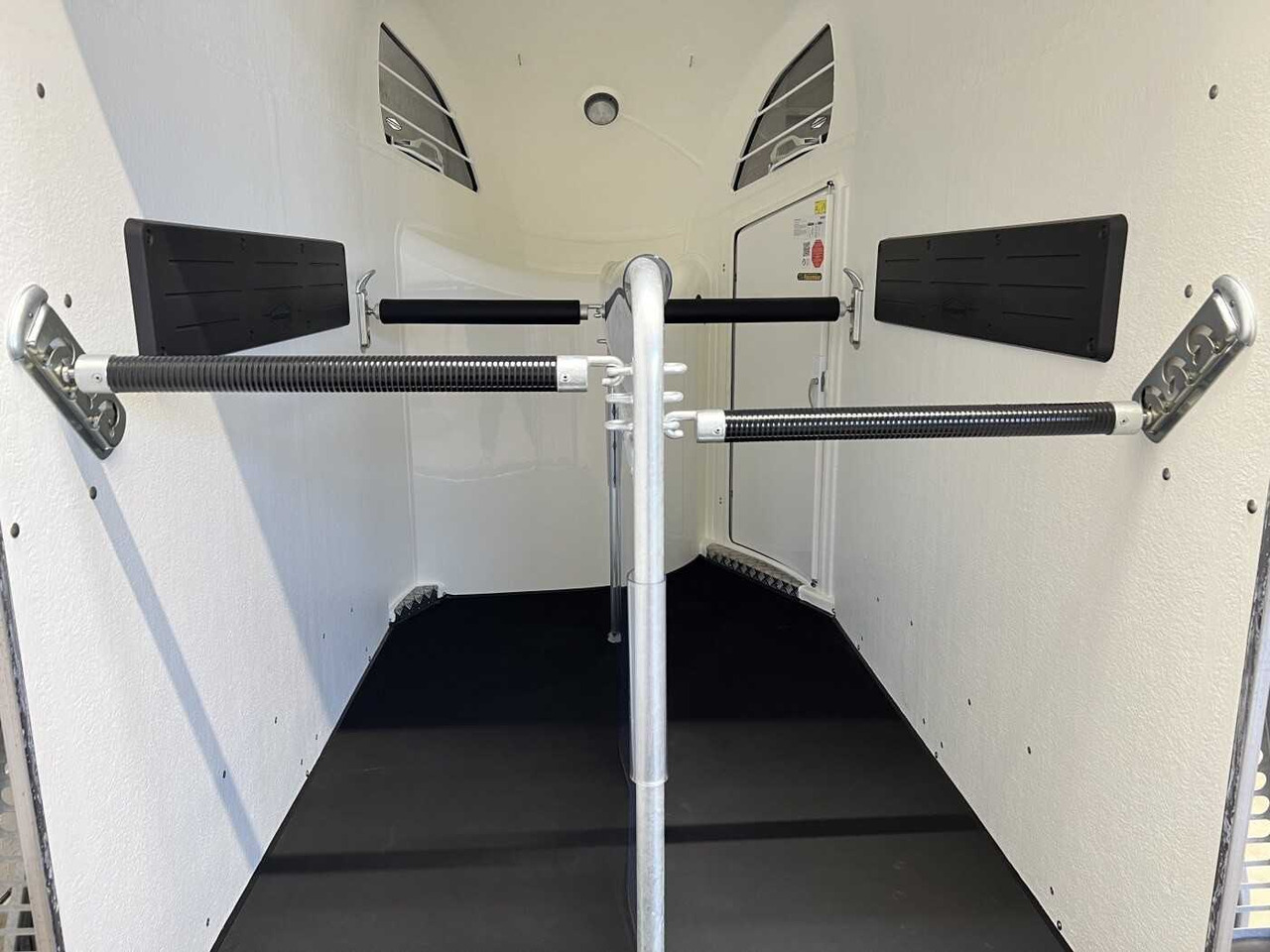 Jaunā Zirgu piekabe BOECKMANN Comfort Neu Pferdeanhänger: foto 6