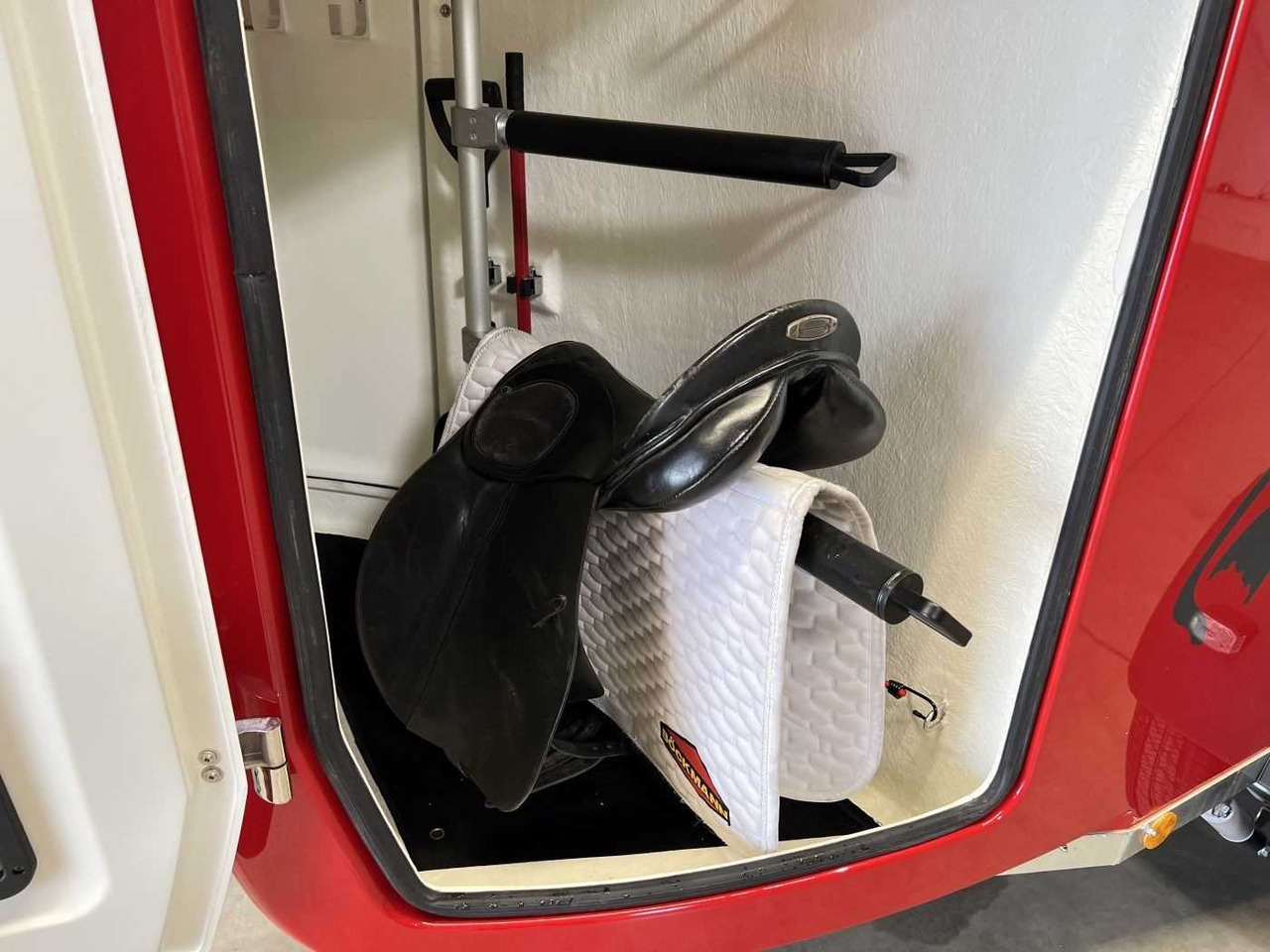 Jaunā Zirgu piekabe BOECKMANN Master 21 WCF MPT Sonder Pferdeanhänger: foto 26