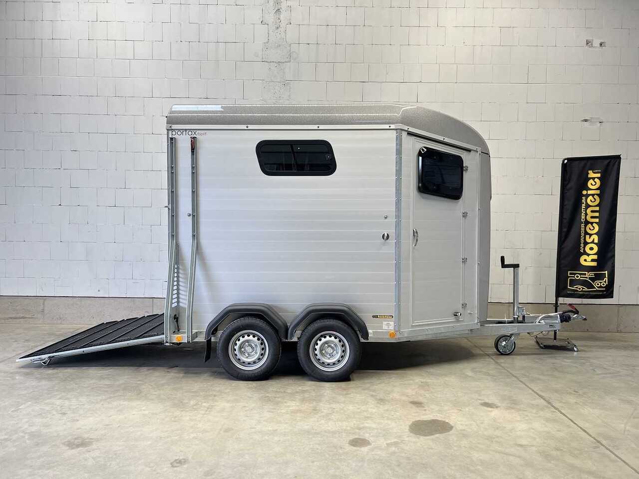 BOECKMANN Portax Esprit silv+bl Paket Pferdeanhänger - Zirgu piekabe: foto 3 BOECKMANN Portax Esprit silv+bl Paket Pferdeanhänger - Zirgu piekabe: foto 3
