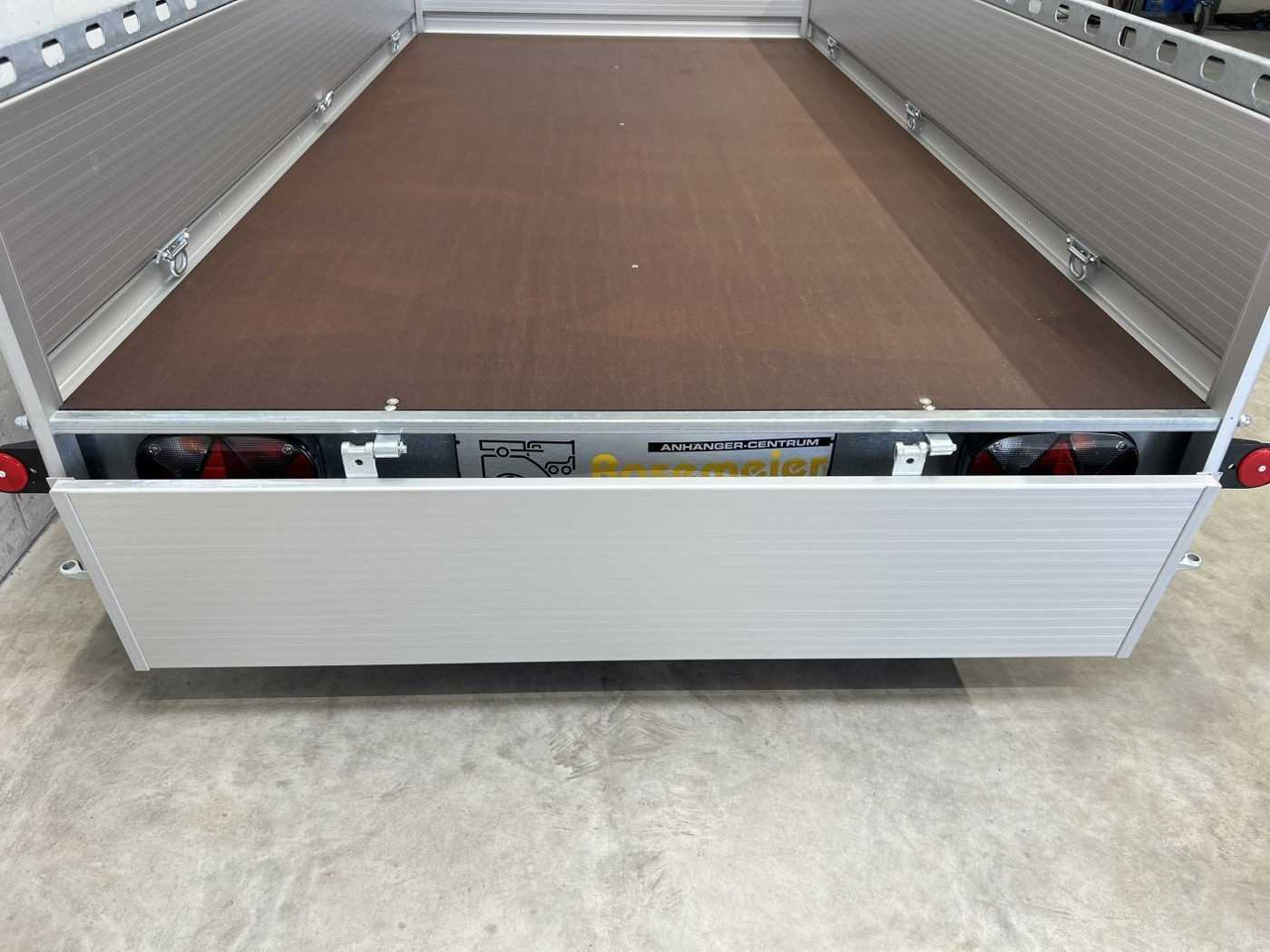 BOECKMANN TL-AL 3015/20 Eco XXL Kastenanhänger gebremst - Auto piekabe: foto 4 BOECKMANN TL-AL 3015/20 Eco XXL Kastenanhänger gebremst - Auto piekabe: foto 4