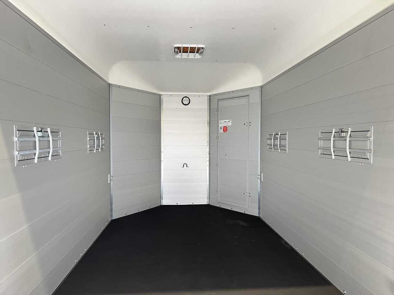 BOECKMANN VA 3520/35 P Viehanhänger - Piekabe dzīvnieku pārvadāšanai: foto 4 BOECKMANN VA 3520/35 P Viehanhänger - Piekabe dzīvnieku pārvadāšanai: foto 4