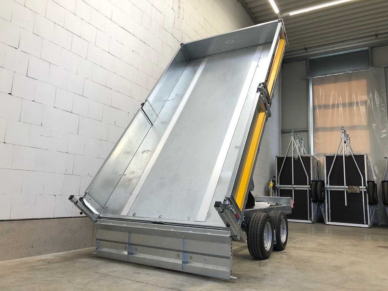 BRIAN_JAMES Cargo Tipper 2 2-Achser Pendel Rückwärtskipper - Piekabe pašizgāzējs: foto 3 BRIAN_JAMES Cargo Tipper 2 2-Achser Pendel Rückwärtskipper - Piekabe pašizgāzējs: foto 3