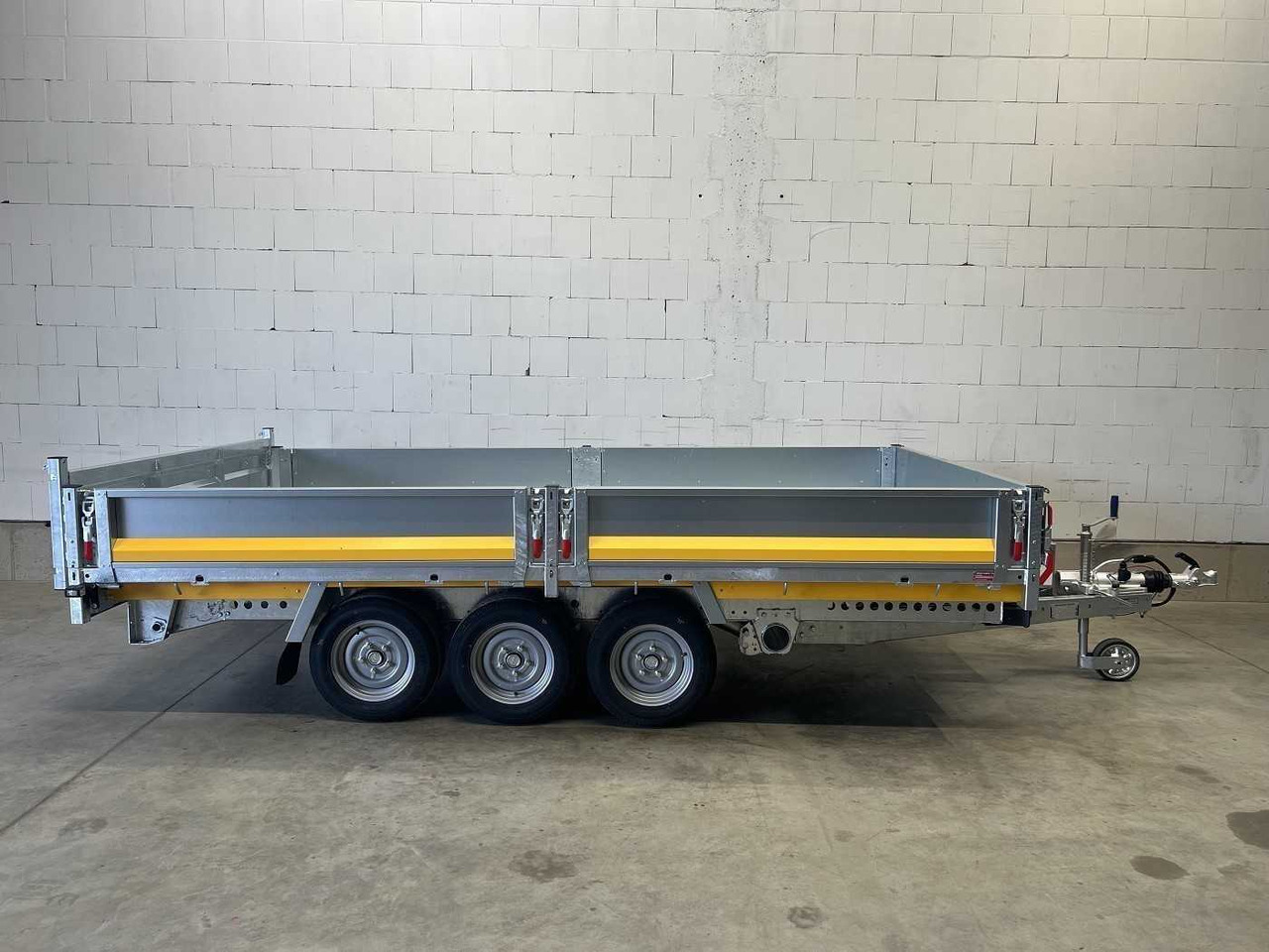 BRIAN_JAMES Cargo Tipper 2 3-Achser Rückwärtskipper - Piekabe pašizgāzējs: foto 5 BRIAN_JAMES Cargo Tipper 2 3-Achser Rückwärtskipper - Piekabe pašizgāzējs: foto 5