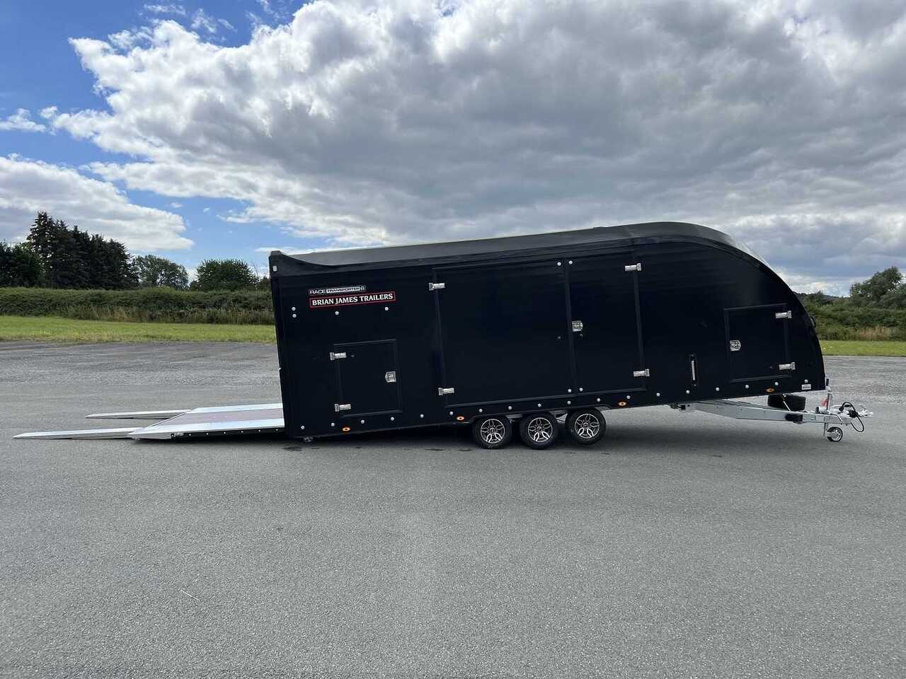 BRIAN_JAMES Race Transporter 6 3-Achser geschlossen - Piekabe autovedējs: foto 4 BRIAN_JAMES Race Transporter 6 3-Achser geschlossen - Piekabe autovedējs: foto 4